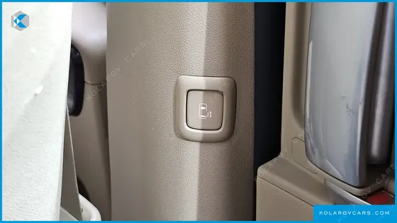 KIA CARNIVAL 9-SEATER NOBLESSE SPECIAL