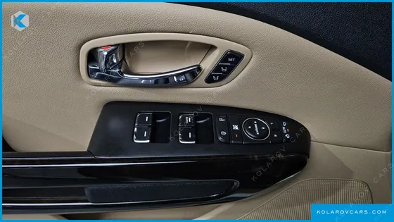 KIA CARNIVAL 9-SEATER NOBLESSE SPECIAL