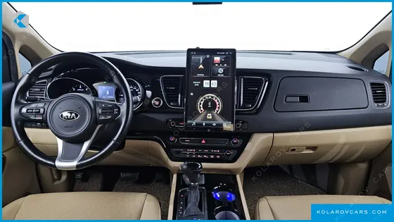 KIA CARNIVAL 9-SEATER HI-LIMOUSINE