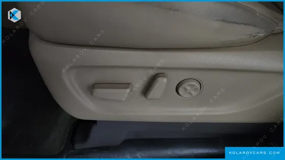 KIA CARNIVAL 7-SEATER LIMOUSINE