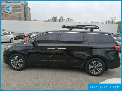 KIA CARNIVAL 9-SEATER LUXURY