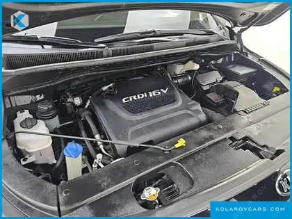 KIA CARNIVAL 9-SEATER NOBLESSE