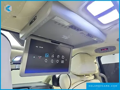KIA CARNIVAL 9-SEATER NOBLESSE