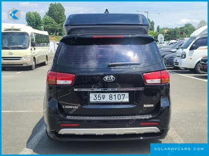 KIA CARNIVAL 9-SEATER HI-LIMOUSINE