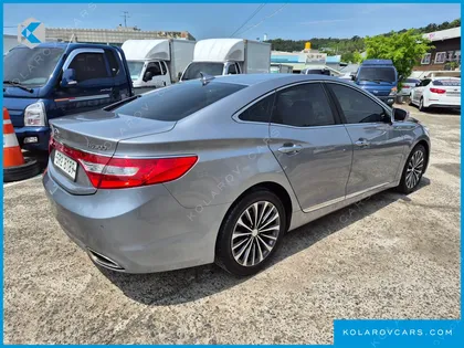 HYUNDAI GRANDEUR HG300 PREMIUM