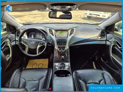 HYUNDAI GRANDEUR HG300 PREMIUM