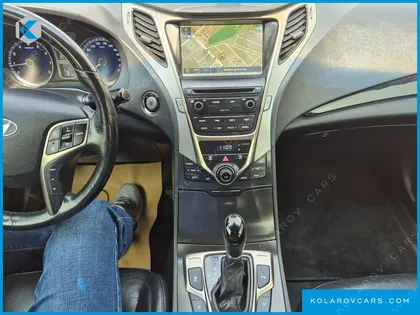 HYUNDAI GRANDEUR HG300 PREMIUM