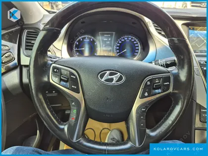 HYUNDAI GRANDEUR HG300 PREMIUM