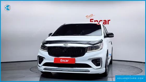 KIA CARNIVAL 9-SEATER PRSTIGE