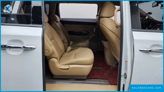 KIA CARNIVAL 9-SEATER PRSTIGE