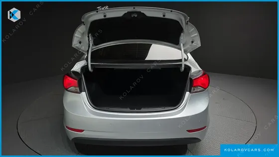 HYUNDAI ELANTRA (AVANTE) 1.6 GDI SMART