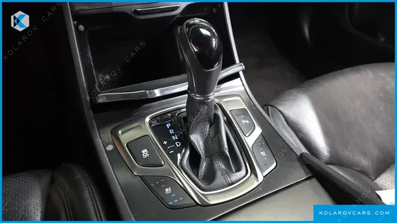 HYUNDAI GRANDEUR HG300 PREMIUM