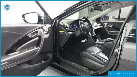 HYUNDAI GRANDEUR HG300 PREMIUM