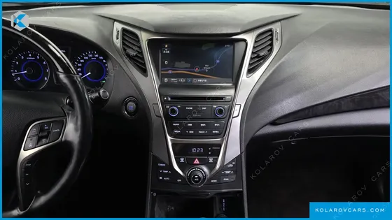 HYUNDAI GRANDEUR HG300 PREMIUM