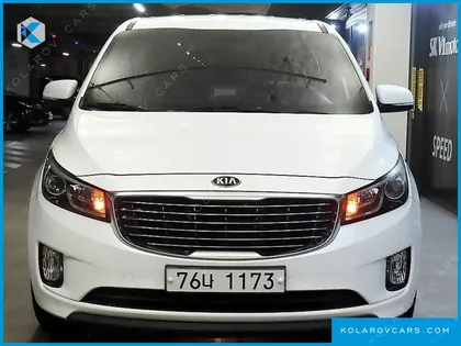 KIA CARNIVAL 6-SEATER WHEELCHAIR LIFT