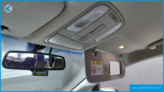 KIA CARNIVAL 11-SEATER DELUXE