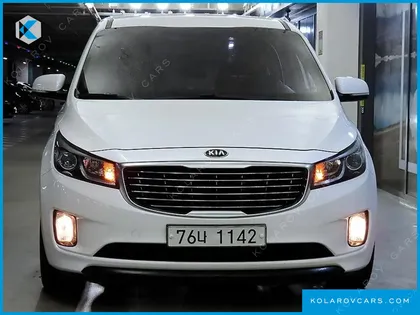 KIA CARNIVAL 6-SEATER WHEELCHAIR LIFT