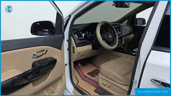 KIA CARNIVAL GASOLINE 9-SEATER NOBLESSE