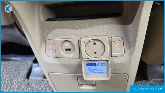 KIA CARNIVAL GASOLINE 9-SEATER NOBLESSE SPECIAL