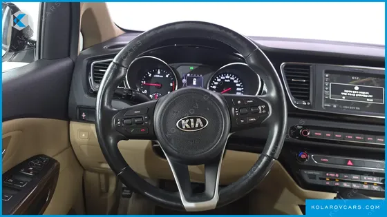 KIA CARNIVAL 9-SEATER HI-LIMOUSINE