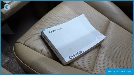 KIA CARNIVAL 9-SEATER HI-LIMOUSINE