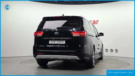 KIA CARNIVAL 9-SEATER LUXURY