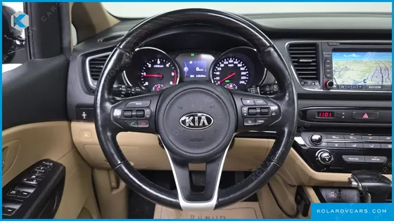 KIA CARNIVAL 9-SEATER LUXURY