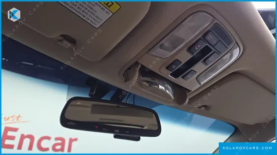 KIA CARNIVAL 9-SEATER LUXURY