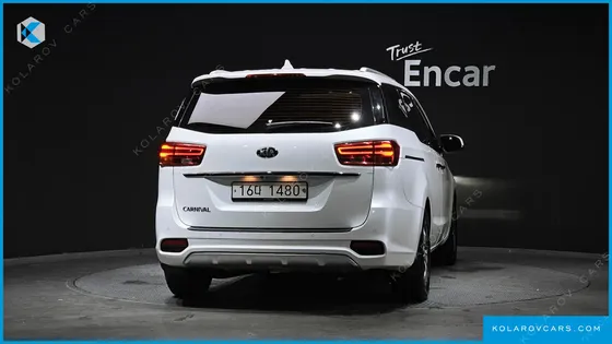 KIA CARNIVAL 9-SEATER NOBLESSE SPECIAL