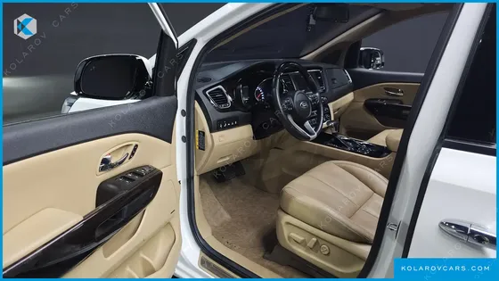 KIA CARNIVAL 9-SEATER NOBLESSE SPECIAL