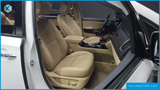 KIA CARNIVAL 9-SEATER NOBLESSE SPECIAL