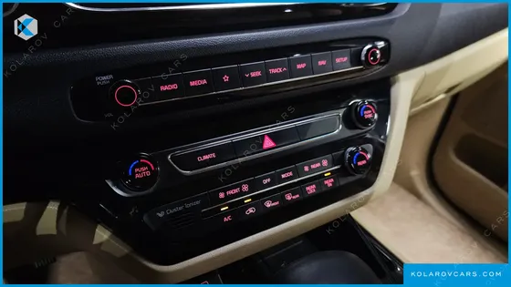 KIA CARNIVAL 9-SEATER NOBLESSE SPECIAL