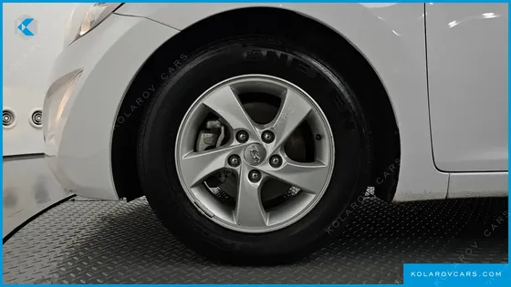 HYUNDAI ELANTRA (AVANTE) 1.6 GDI SMART