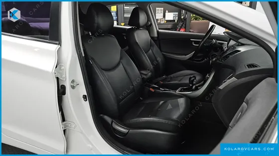 HYUNDAI ELANTRA (AVANTE) 1.6 GDI SMART