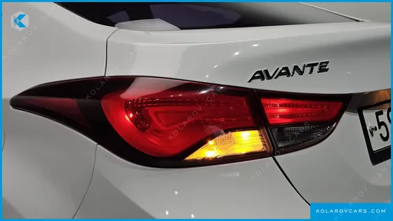 HYUNDAI ELANTRA (AVANTE) 1.6 GDI SMART