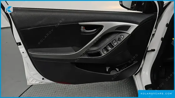 HYUNDAI ELANTRA (AVANTE) 1.6 GDI SMART