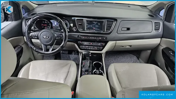KIA CARNIVAL 9-SEATER PRSTIGE