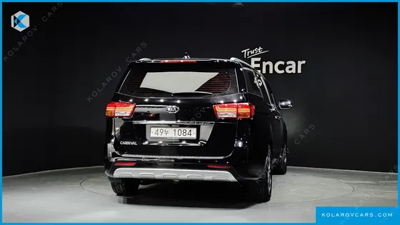 KIA CARNIVAL 9-SEATER LUXURY