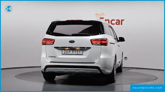 KIA CARNIVAL 9-SEATER NOBLESSE