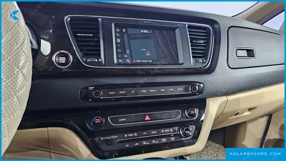 KIA CARNIVAL 9-SEATER NOBLESSE