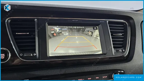 KIA CARNIVAL 9-SEATER NOBLESSE