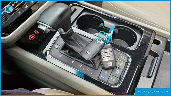 KIA CARNIVAL 7-SEATER LIMOUSINE