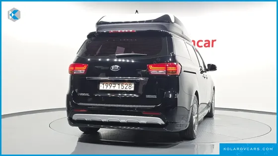 KIA CARNIVAL 9-SEATER HI-LIMOUSINE