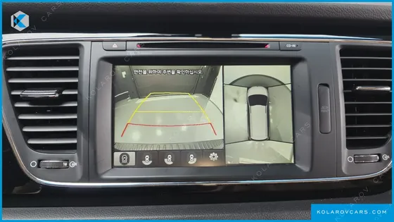 KIA CARNIVAL 9-SEATER HI-LIMOUSINE