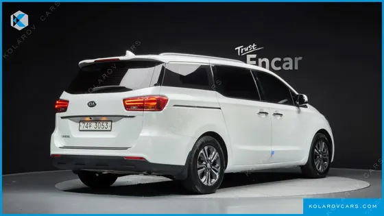 KIA CARNIVAL 11-SEATER PRESTIGE
