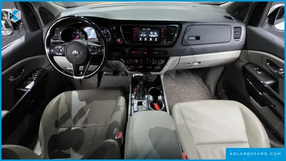 KIA CARNIVAL 11-SEATER PRESTIGE