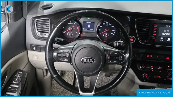 KIA CARNIVAL 11-SEATER PRESTIGE