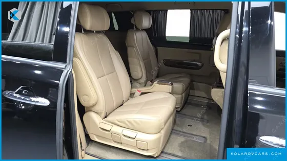 KIA CARNIVAL 7-SEATER HI-LIMOUSINE