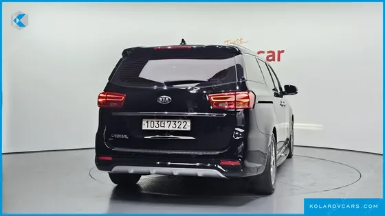 KIA CARNIVAL 9-SEATER PRSTIGE