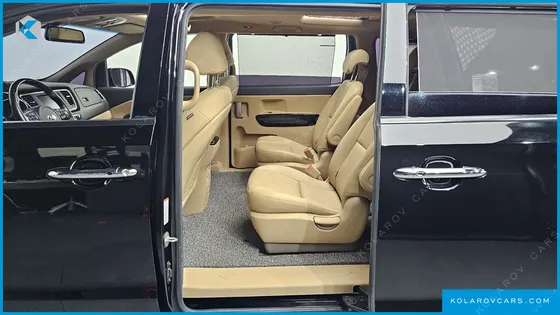 KIA CARNIVAL 9-SEATER PRSTIGE